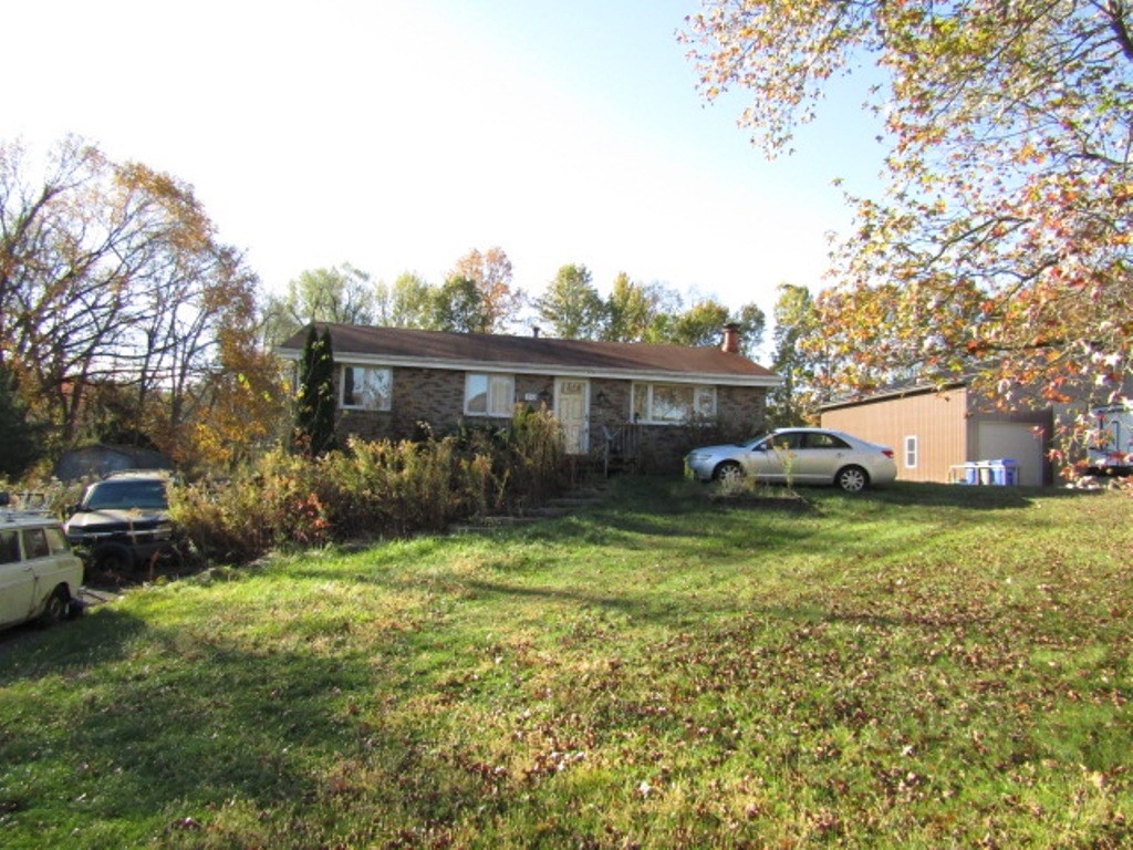 312 Leslie Rd — photo