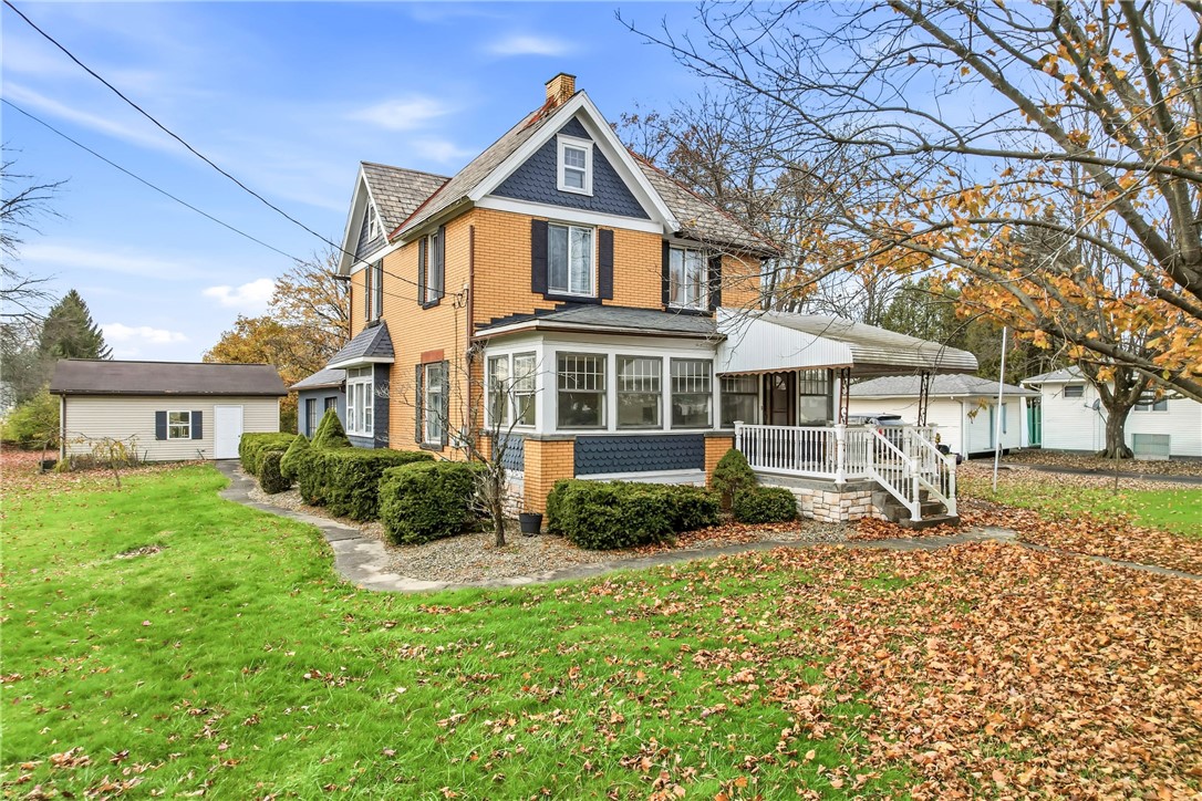 651 N Buhl Farm Dr — photo