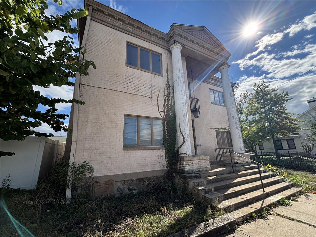 409 Depot St — photo