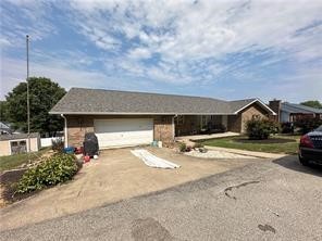 1135 McCrory Lane — photo