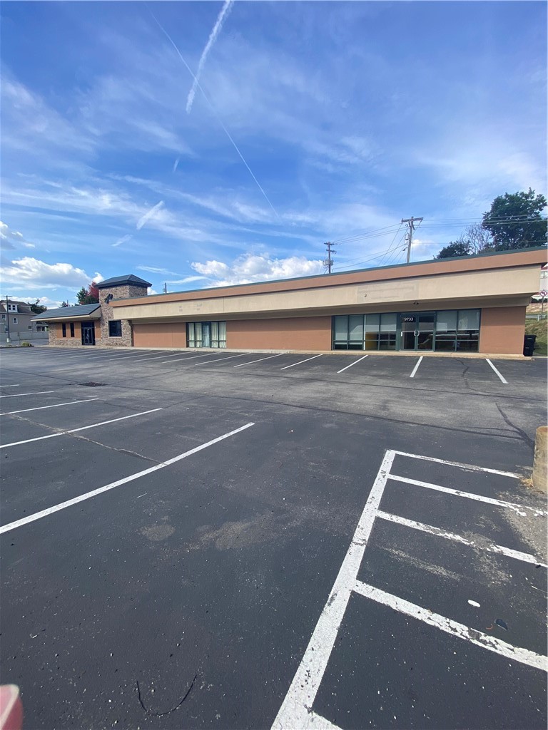 9733 Route 30 — photo