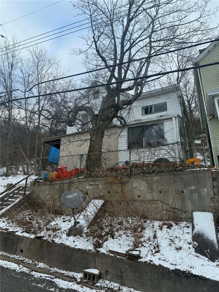 401 Iowa Ave — photo