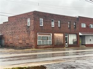 646 E Washington Street — photo