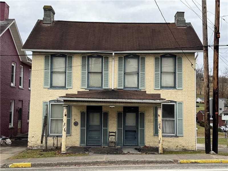 2822 Main Steet — photo