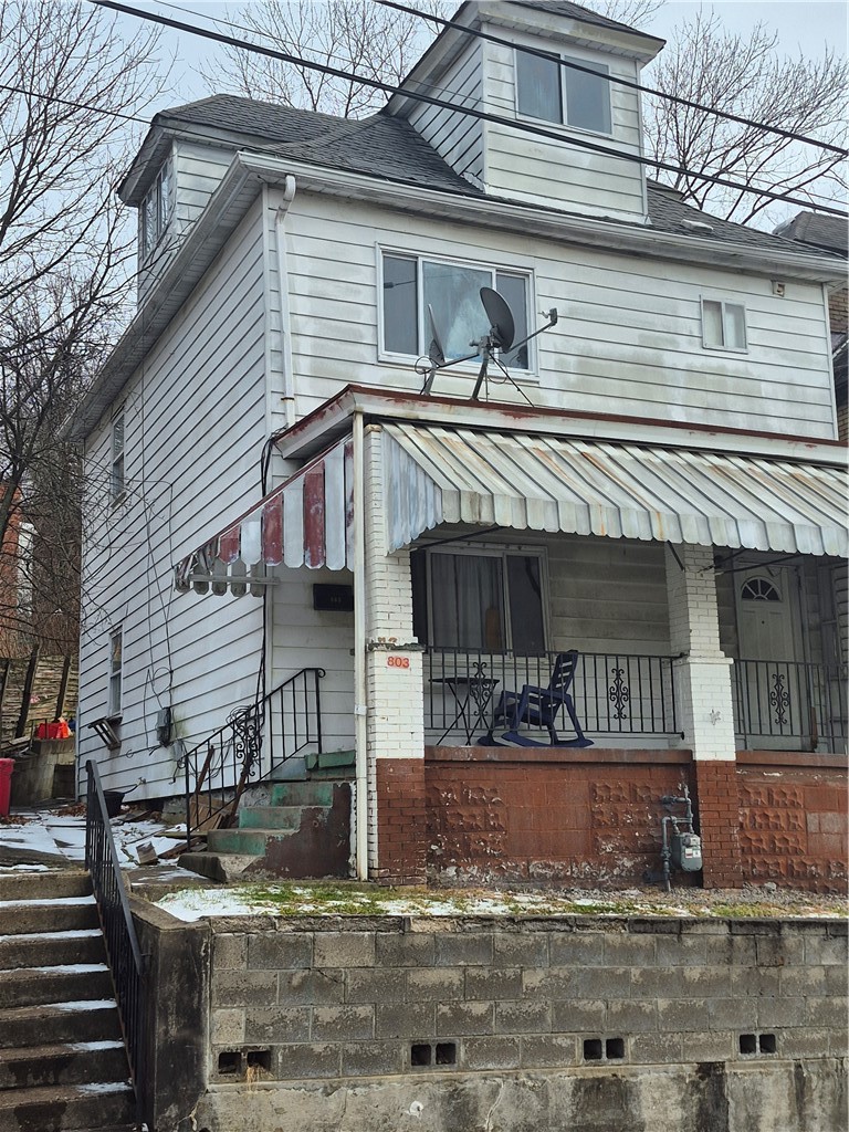803 Lamont St — photo