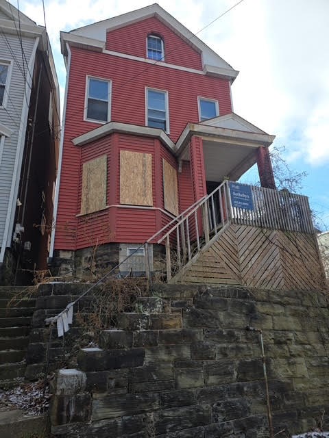 2114 Perrysville Ave — photo