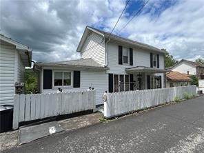42 Walnut Ave — photo