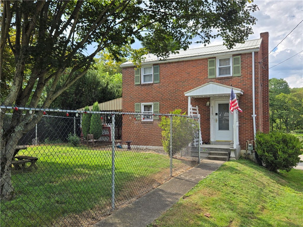 6127 Smithfield St — photo