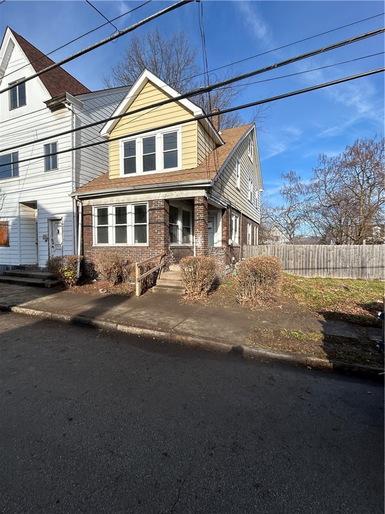 1210 Woodland Ave — photo