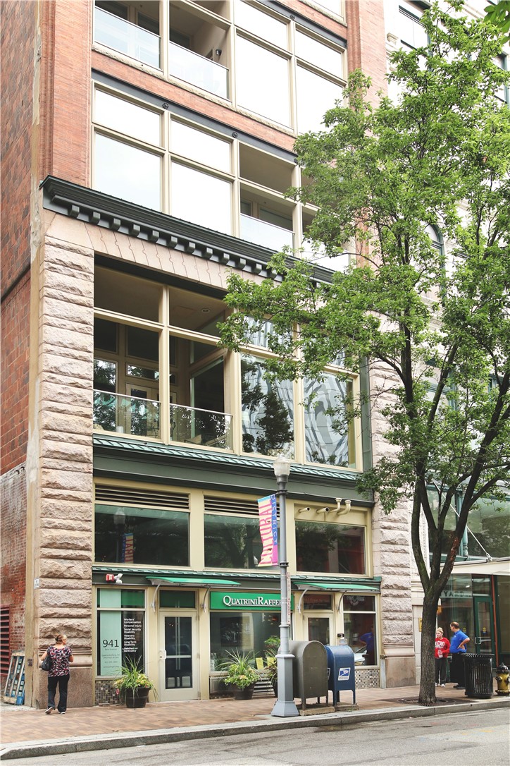 941 Penn Ave 202 — photo