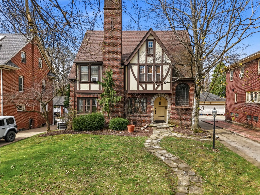371 Case Ave — photo