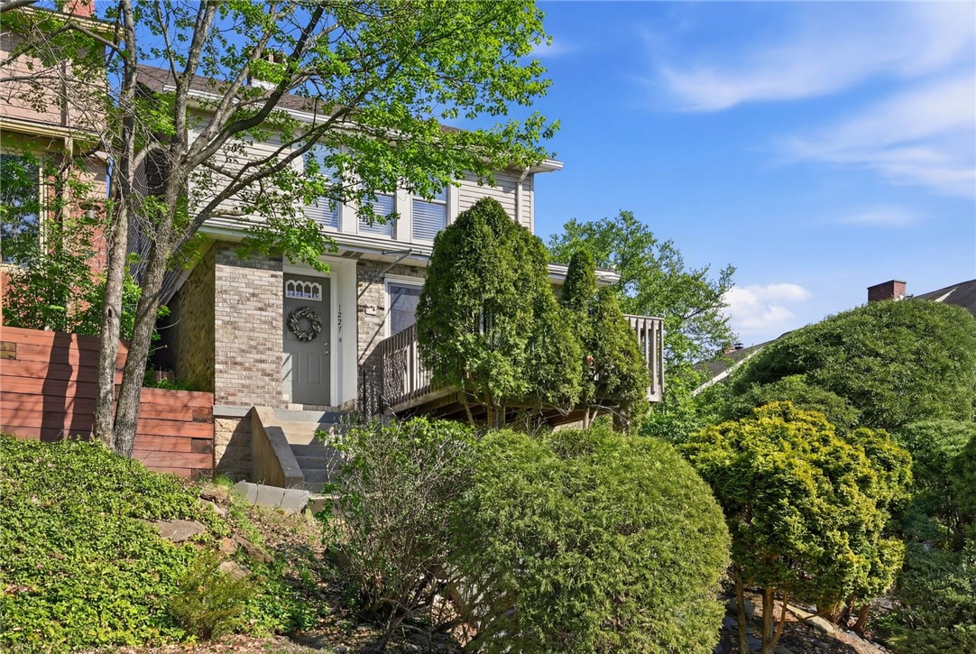 1227 Trevanion Ave — photo