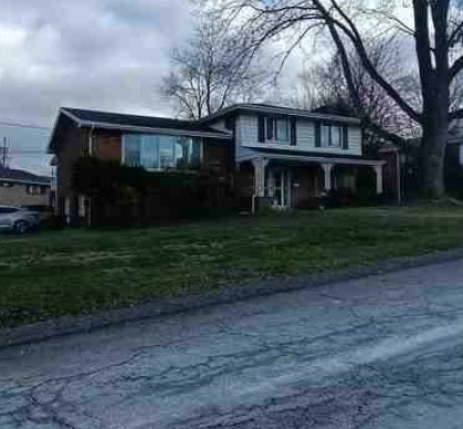 1342 Woodcliffe Dr — photo