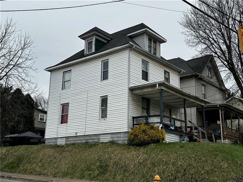 801 Butler Ave — photo