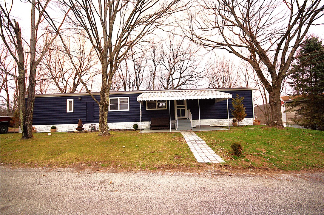 122 Woodland Dr. — photo