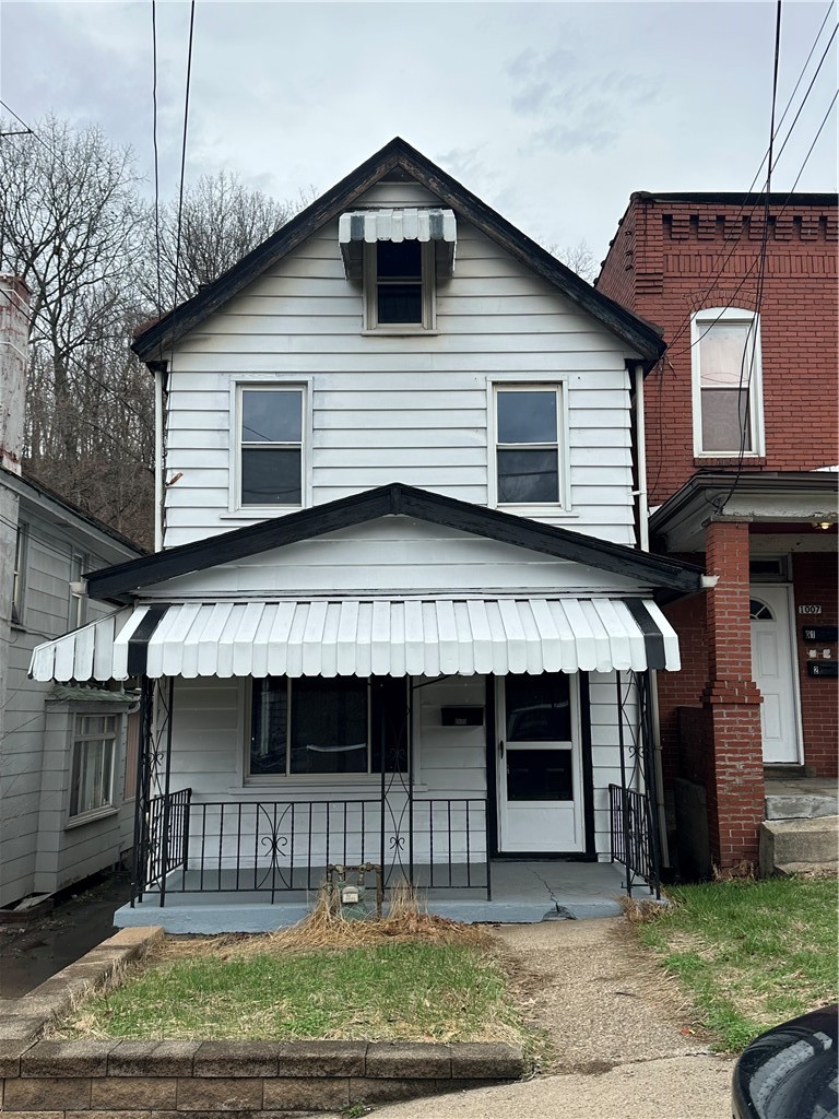 1005 Oak Avenue — photo