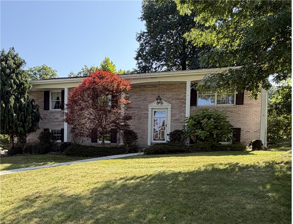 100 Hermitage Circle — photo