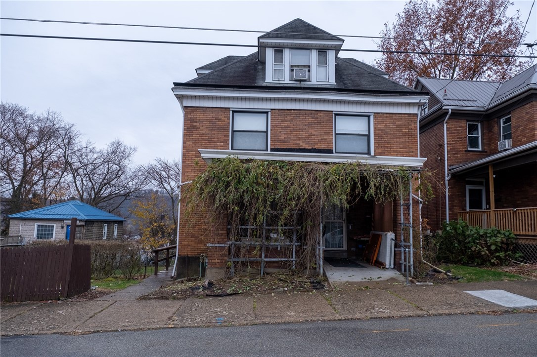 608 E 8th Avenue — photo