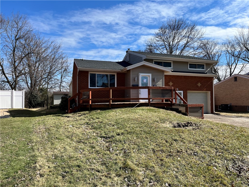 523 Larix Rd — photo