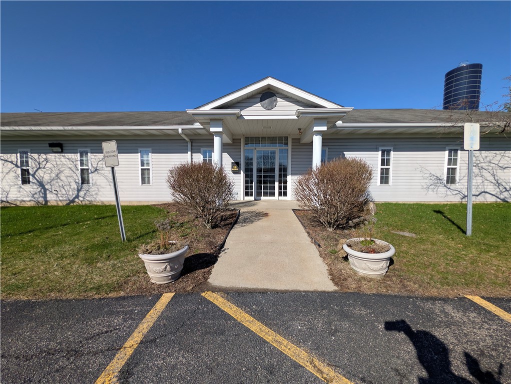 19 Mcquiston Dr — photo