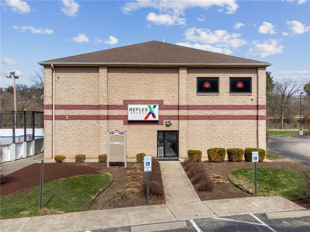 4491 School Rd — photo