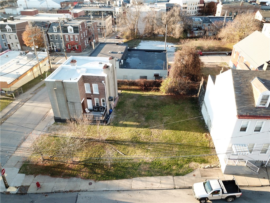 3405 Denny St — photo