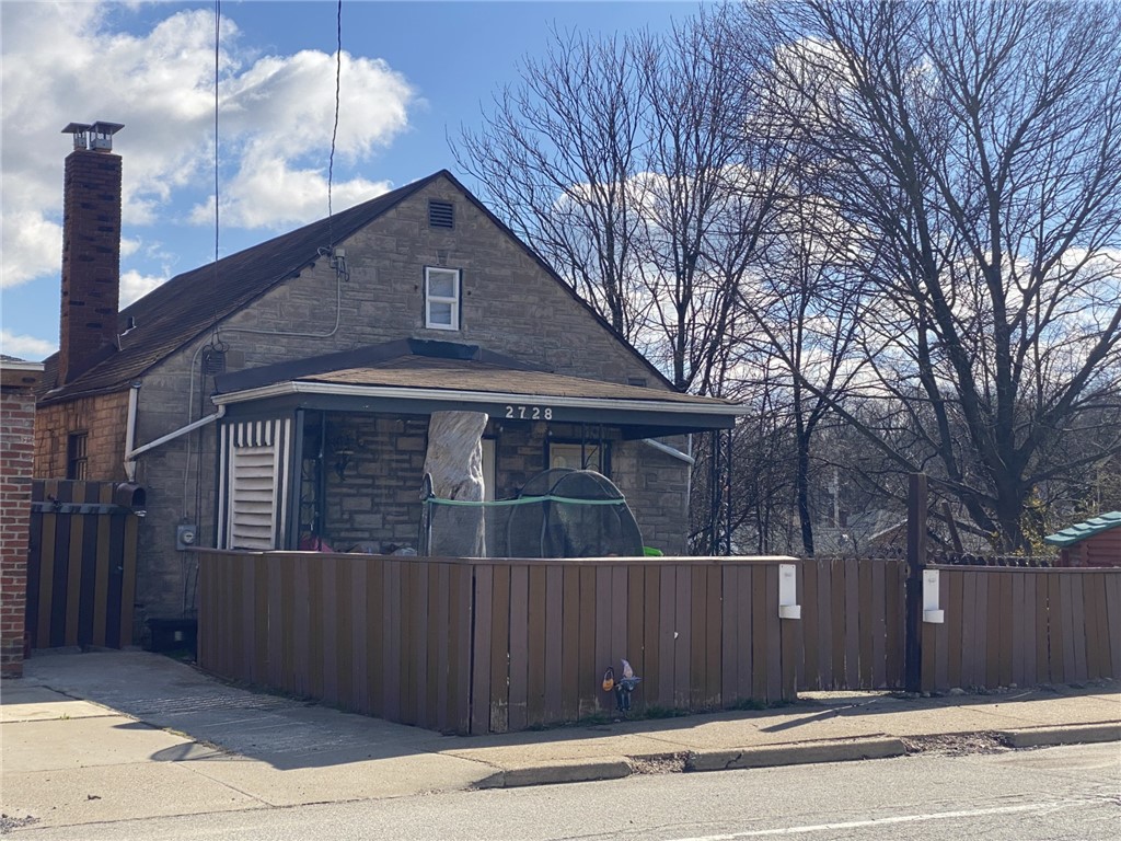 2728 Middletown Rd — photo