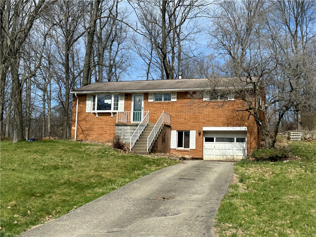 14 W Hillcrest Rd — photo