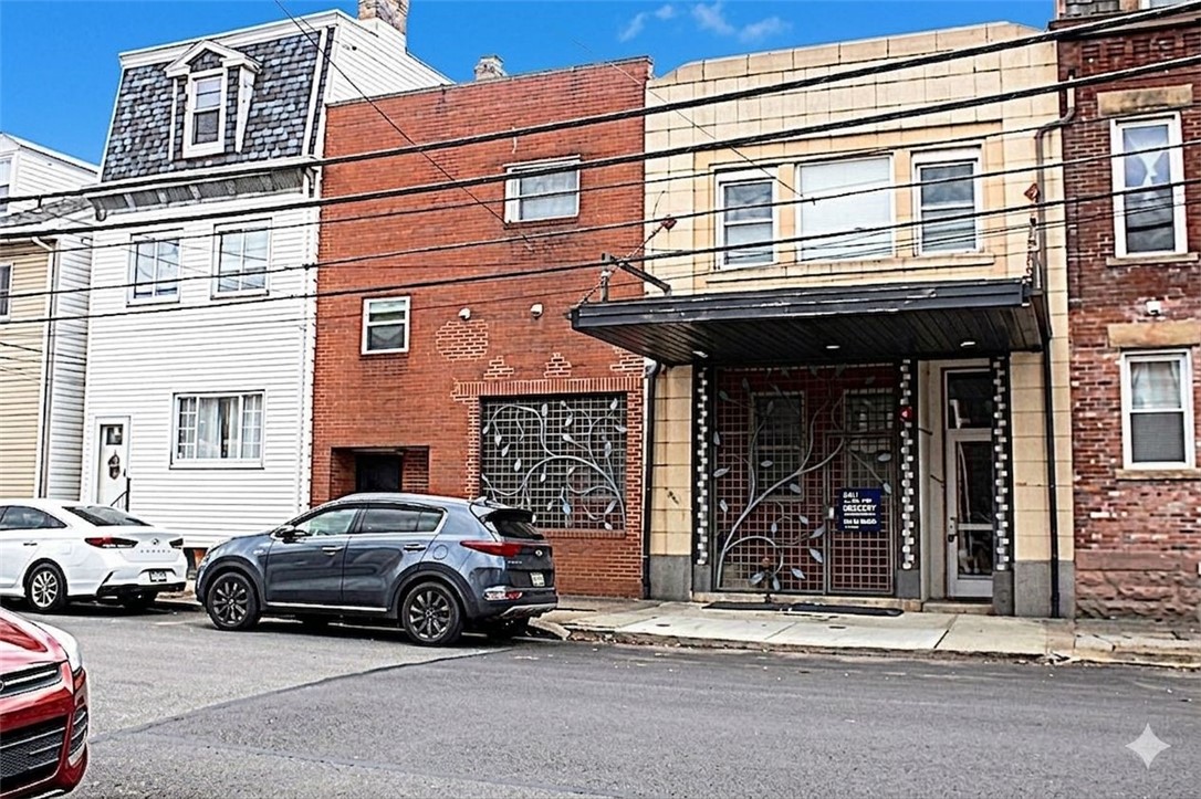1912 Jane St 4 — photo
