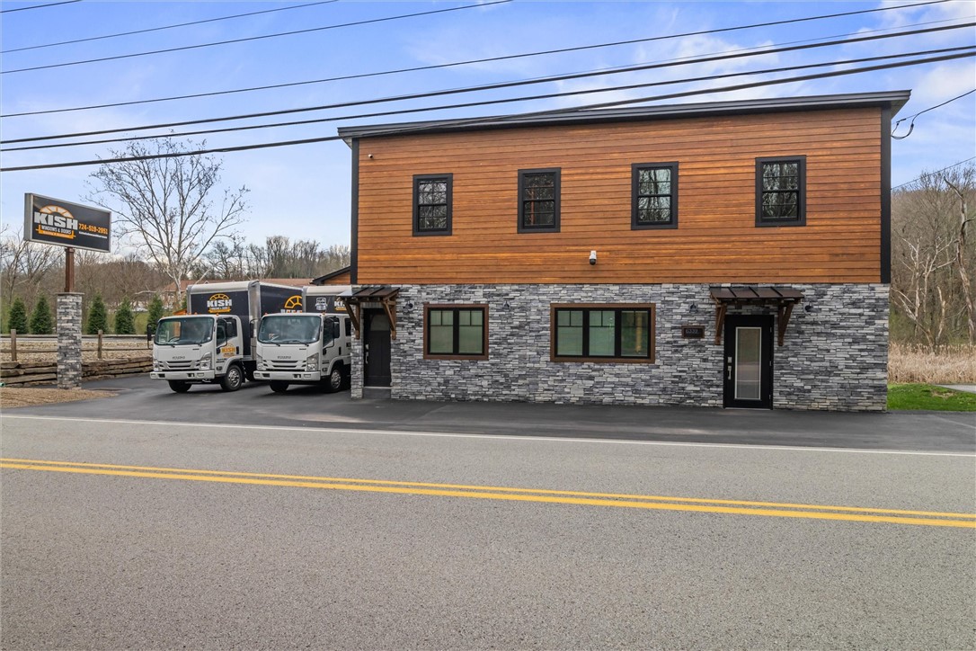 6339 Old William Penn Highway — photo
