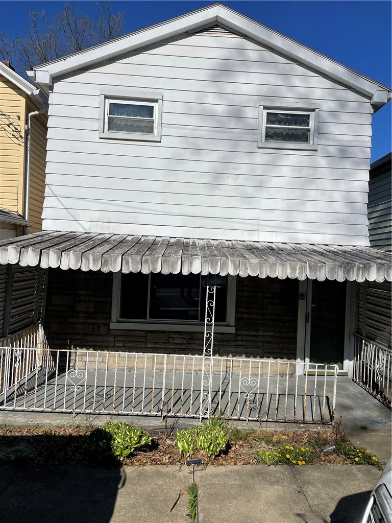 702 Lookout Ave — photo