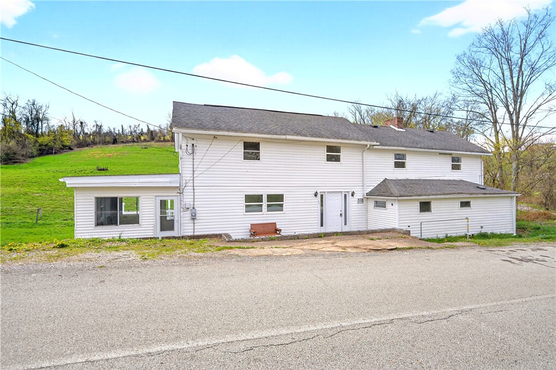 93 Old 51 Road, Perryopolis, PA 15473