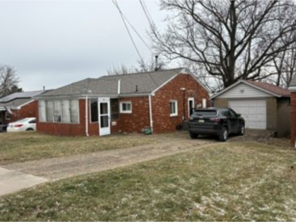 104 Delrose Dr — photo
