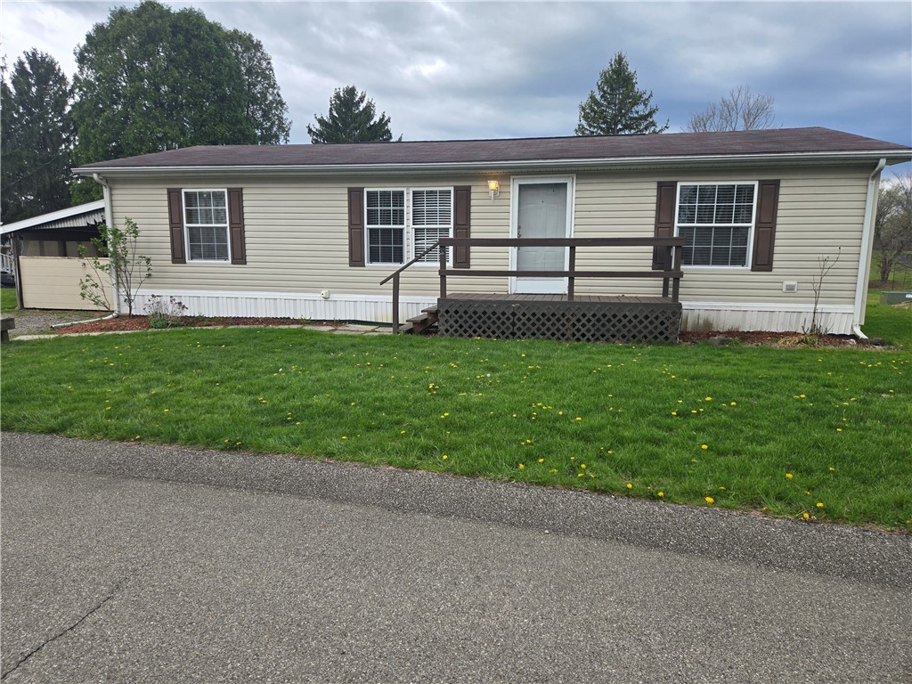 703 Dauphin Dr — photo