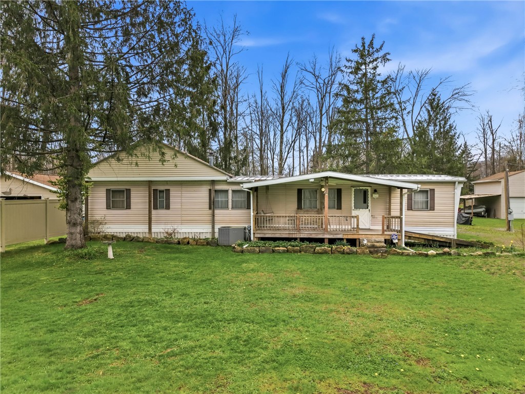 2153 Alden Lane — photo