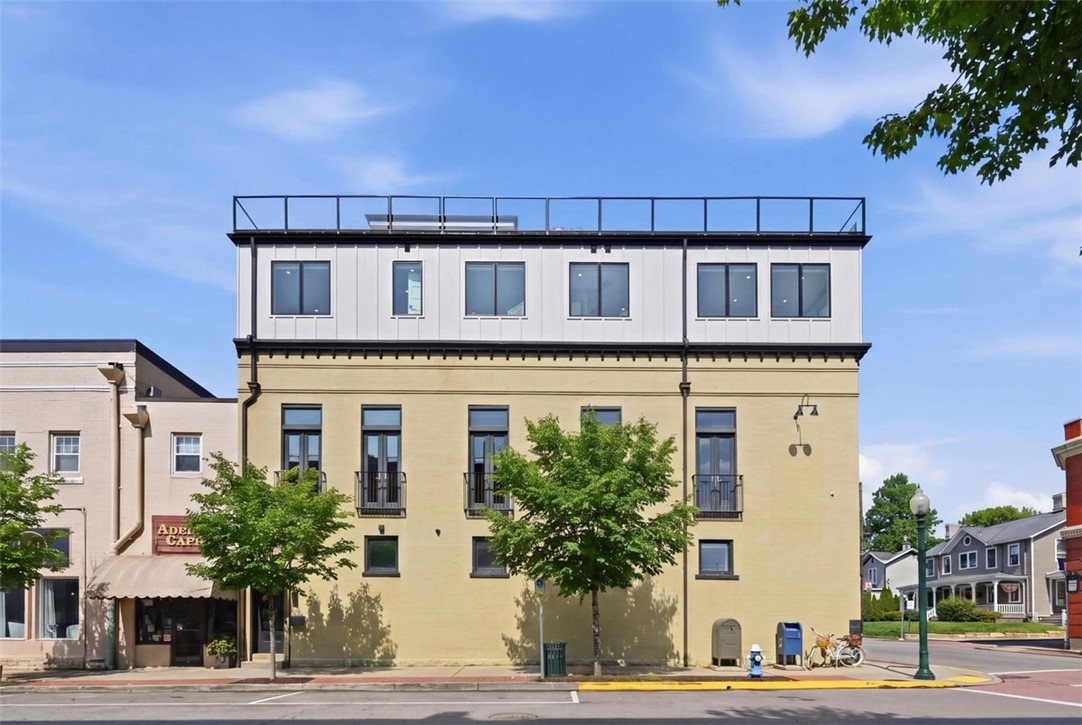 443 Walnut Street — photo