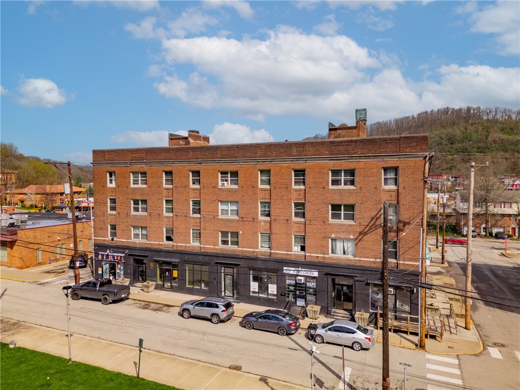 407 Commerce Street — photo