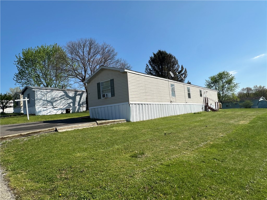 137 Brook Lane — photo