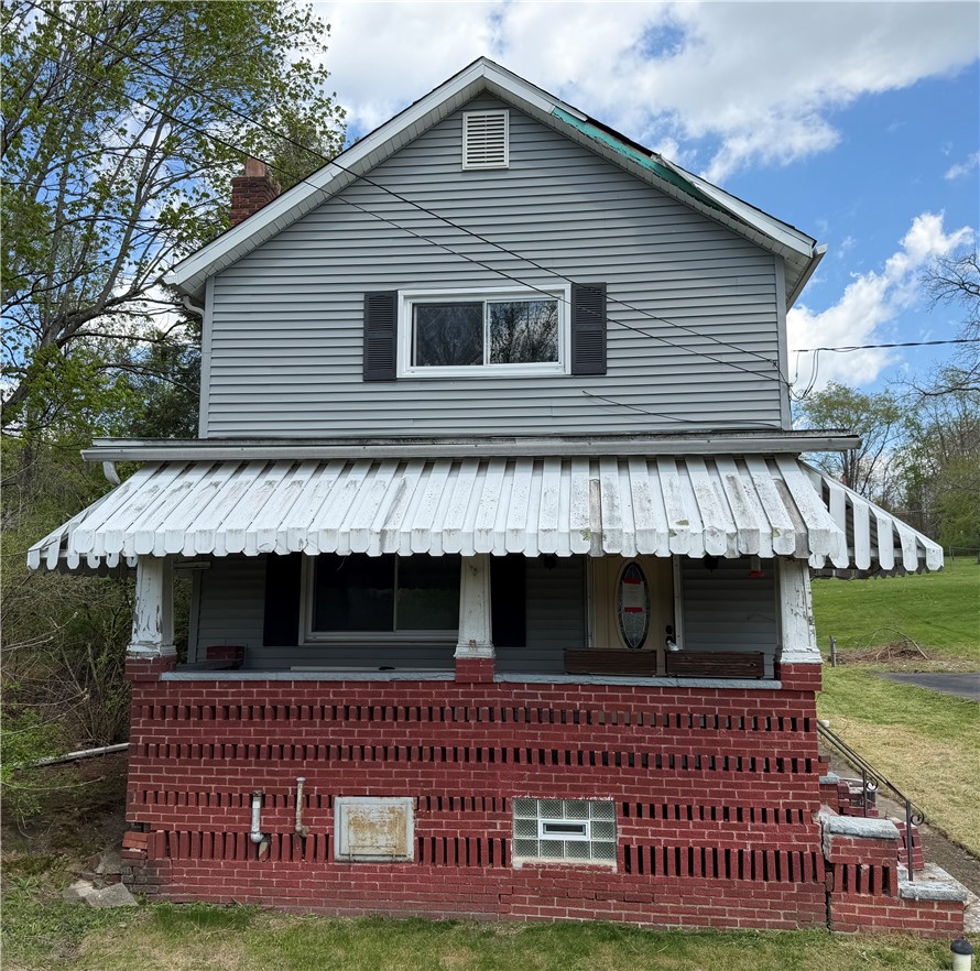 130 Carr Ave — photo