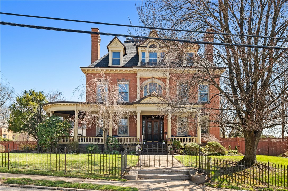 944 N Sheridan Avenue — photo