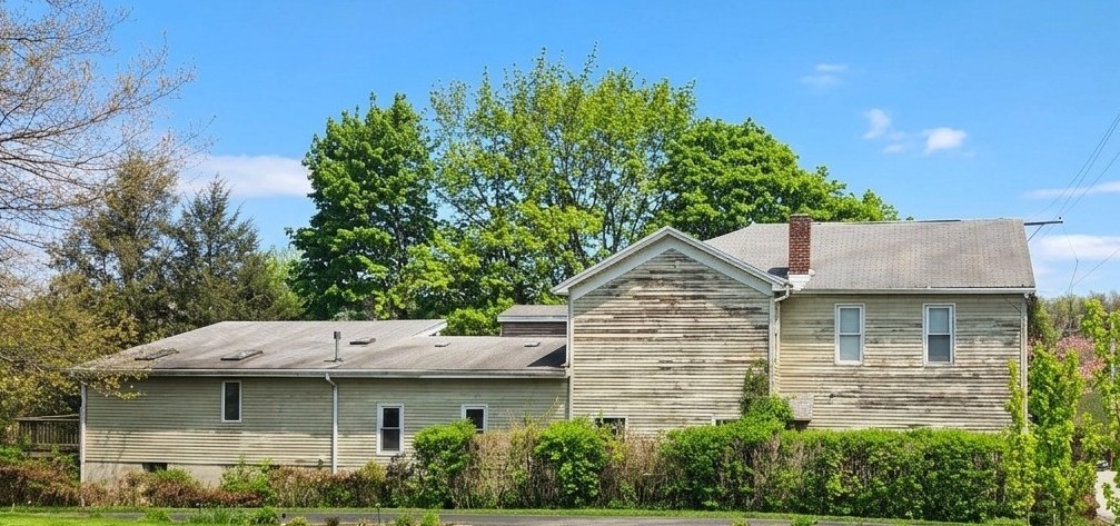 700 Bridge Street — photo