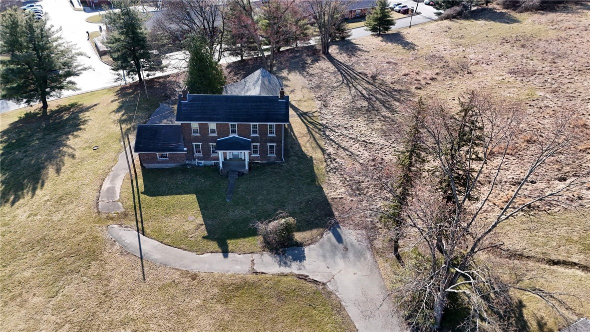 4618 State Route 136 — photo