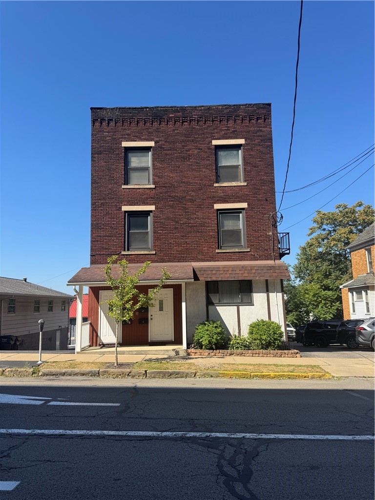 228 S Washington St 226 — photo