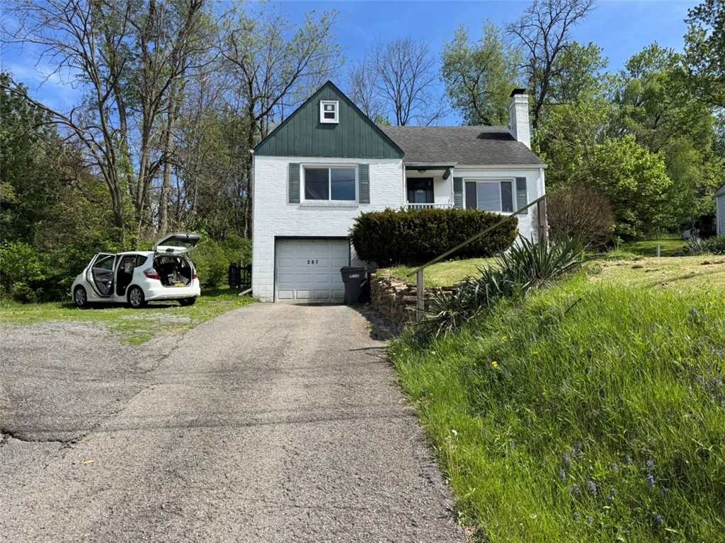 207 McMurray Rd — photo