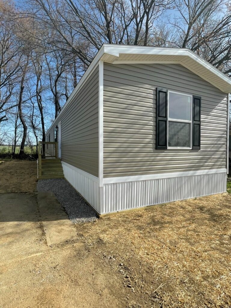 146 Roundtop Circle — photo
