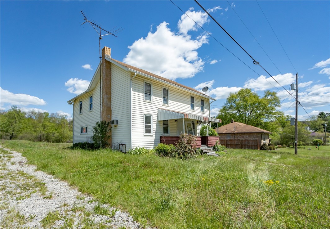 583 Reesedale Rd — photo