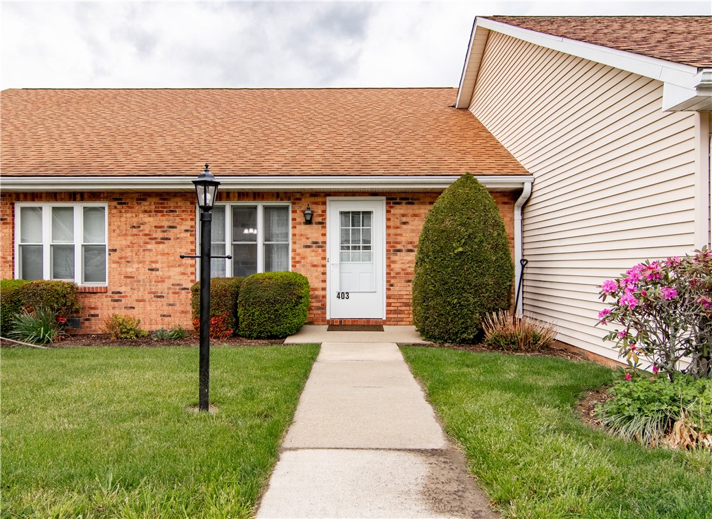 403 Evergreen Ct — photo