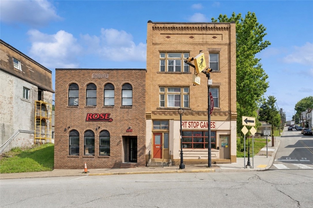 620 Broadway Blvd — photo