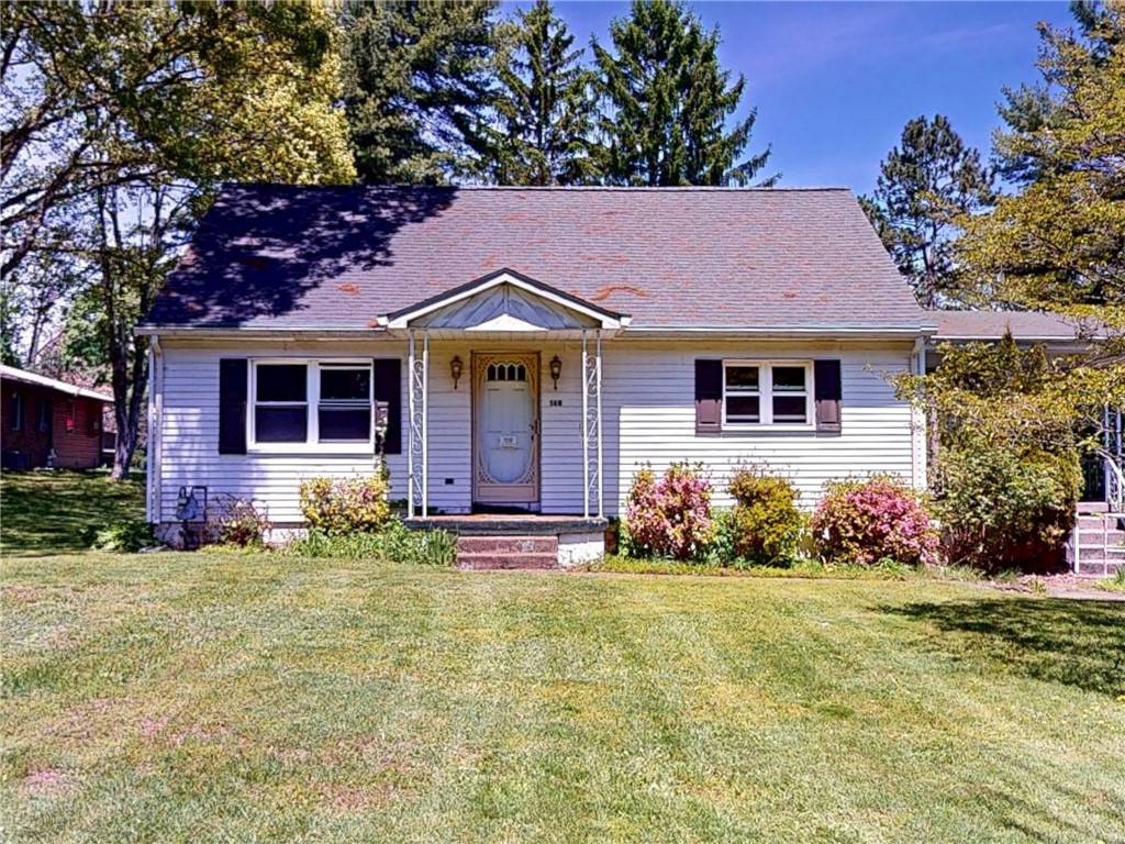 140 Evergreen Dr — photo