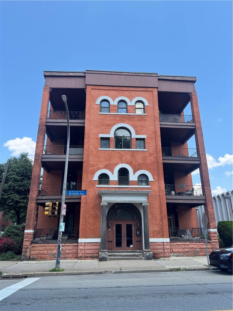 316 W North Ave C — photo
